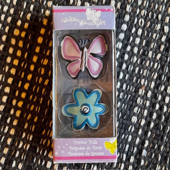Bedtime Butterfly Flower & Butterfly Drawer Pulls - Picture 1 of 10
